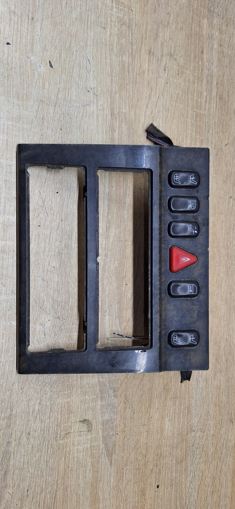 фото №1, Рамка консолі радіо панель mercedes w210 панель фари a2106830508