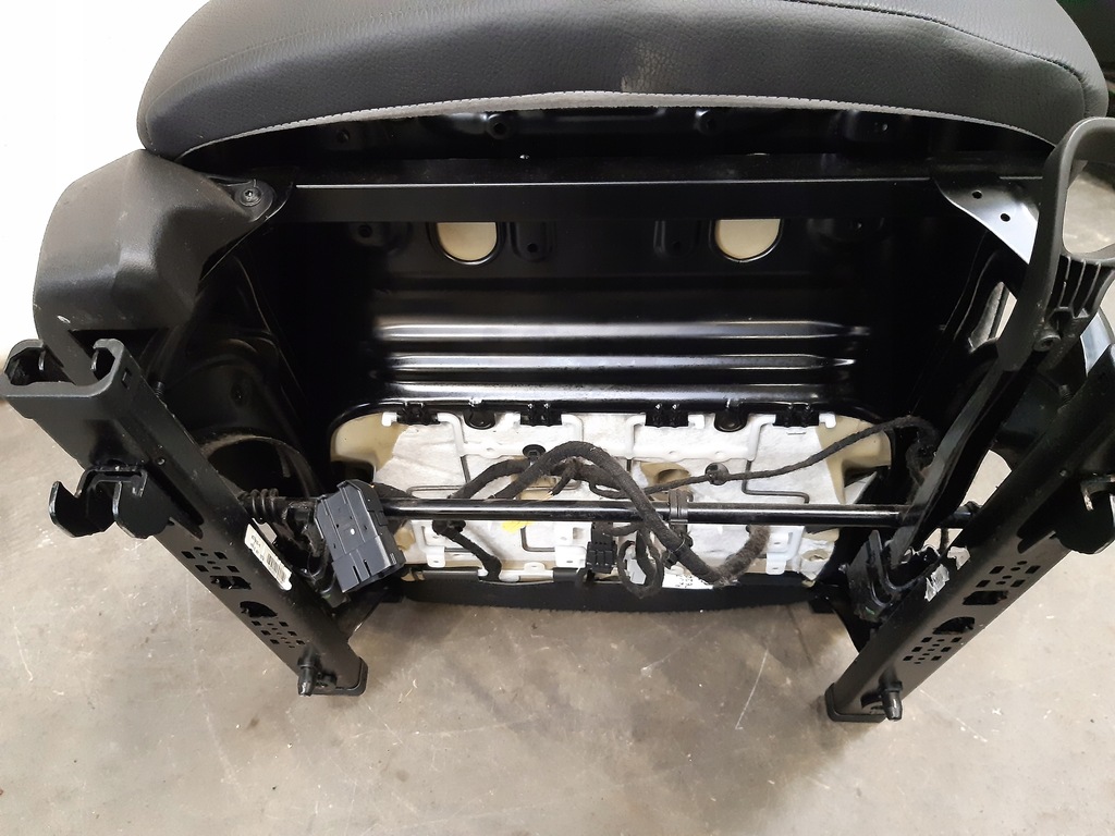 фото №13, Сидіння półskórka kombi kpl opel astra j