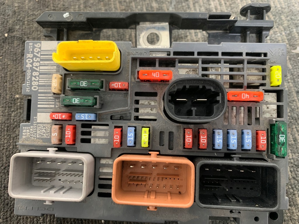 фото №9, Peugeot partner ii 2 lift iii 3 коробка запобіжників модуль bsm оригінал