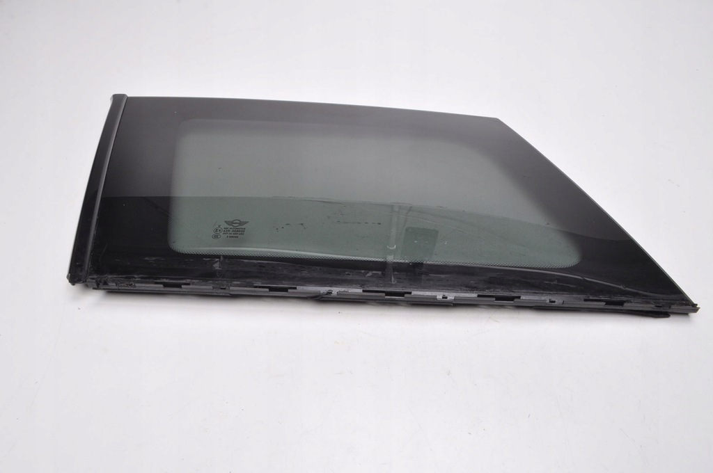 фото №1, Mini f60 стекло кузовная левый задняя задняя