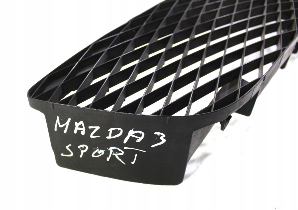 Решётка бампера mazda 3 sport bn9c-501t1 с Разборки