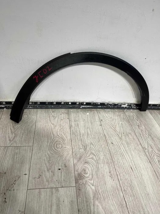 фото №1, Toyota c-hr правая молдинг крыла задняя задняя