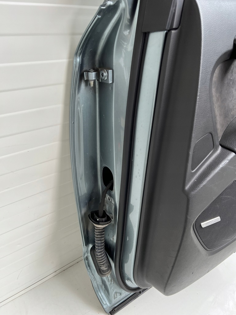 фото №8, Дверь правый задняя задние audi q7 4l