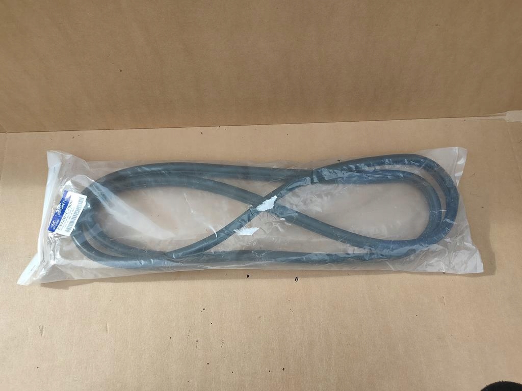 фото №1, Прокладка двері задня права hyundai i20 ii nowa