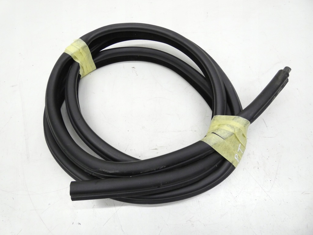 фото №1, Bmw e90 прокладка двері правий задня кузовна