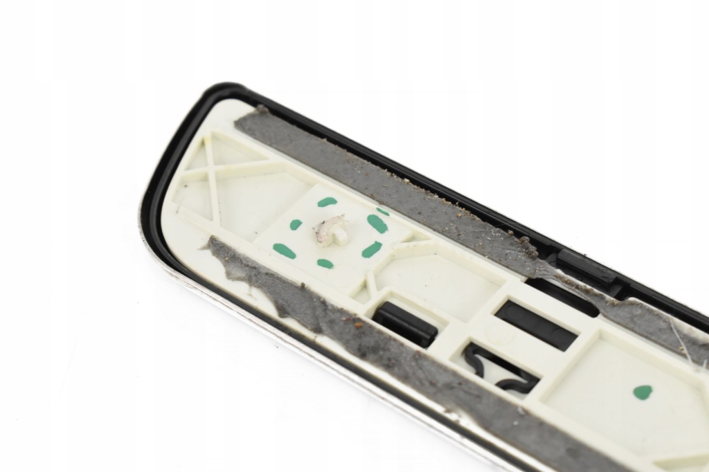 Купити Накладки порогові перед комплект led a2436806300 mercedes eqb x243 w243