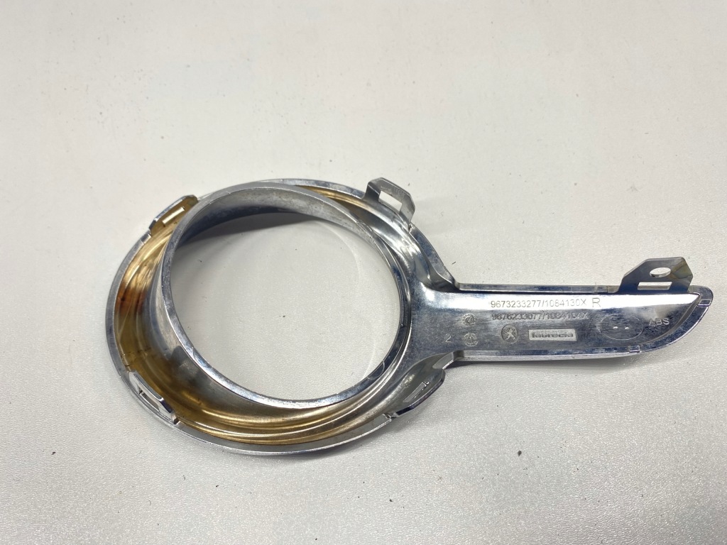 фото №4, Захист рамка права кільце хром протитуманної фари правий peugeot 208 i