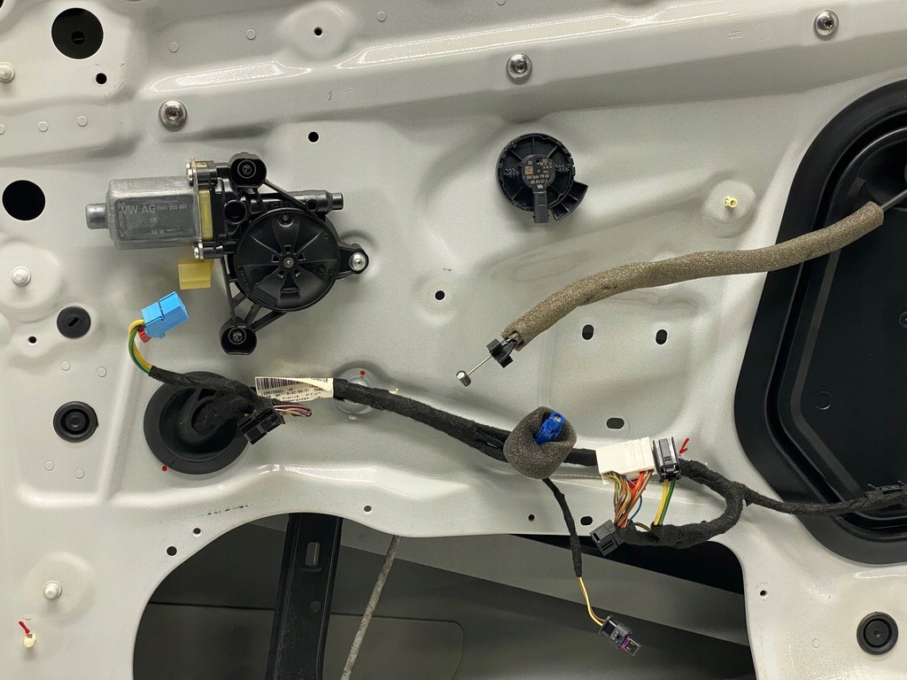 фото №10, 2017 audi q7 4m дверь передние