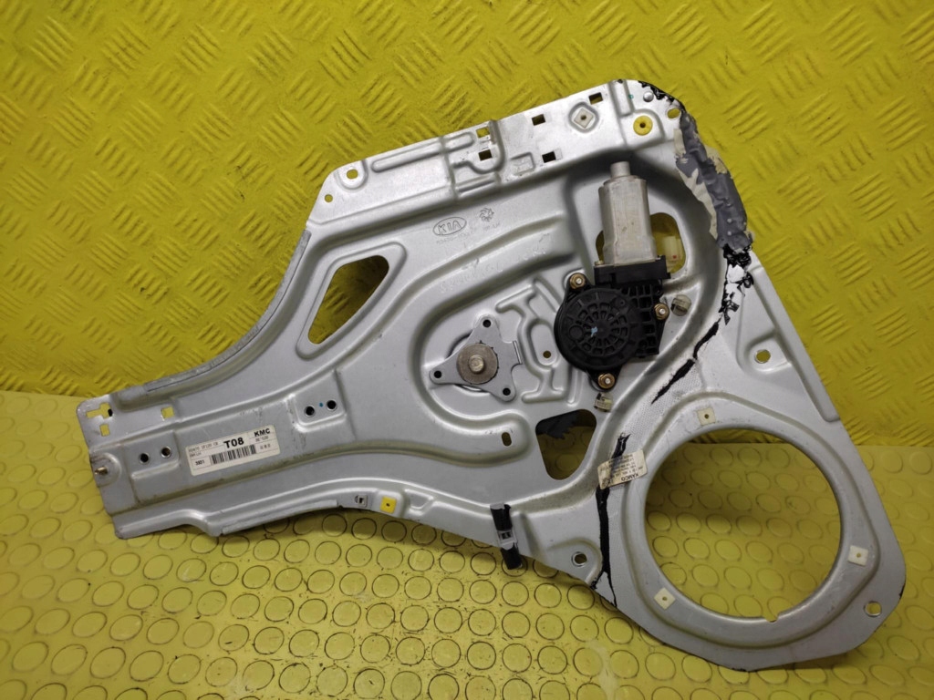 фото №1, Kia sportage ii подъемник стекло левый задняя 824701f120