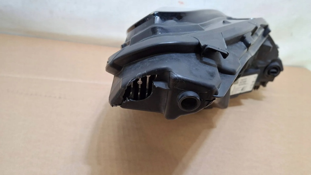 Фара перед передняя левая tesla model 3 рестайлинг  full led 1514952-00-c Цена