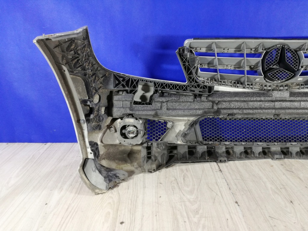 Купить Mercedes c klasa w204 amg c775 бампер перед передний