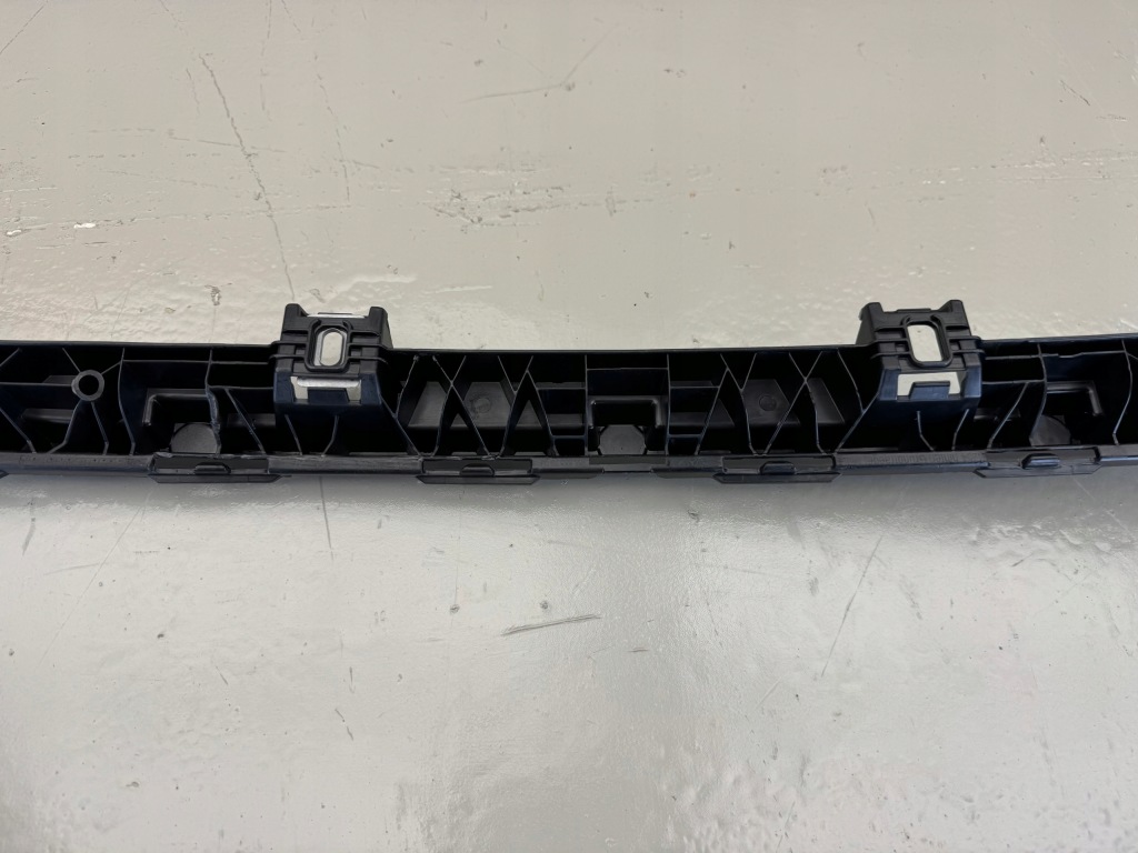 фото №10, Mercedes w254 c254 молдинг підсилювач бампера перед a2458853902