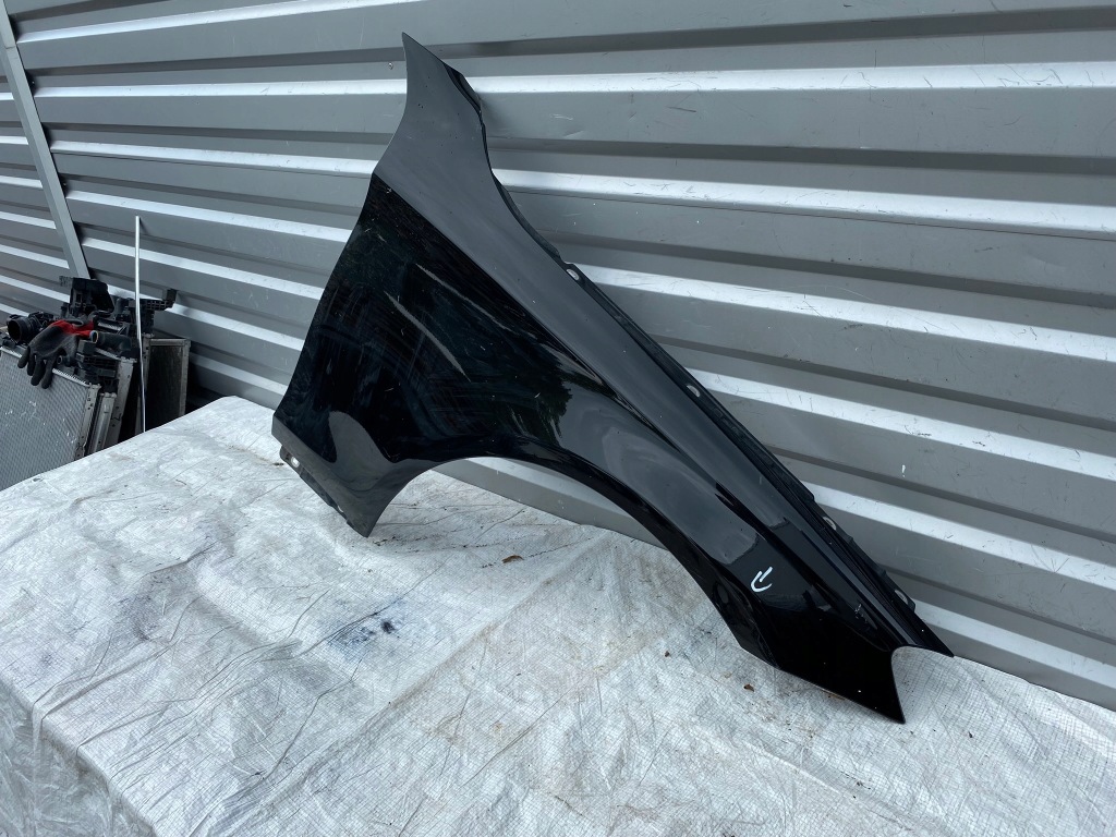 Mercedes s 222 крила правий Доставка