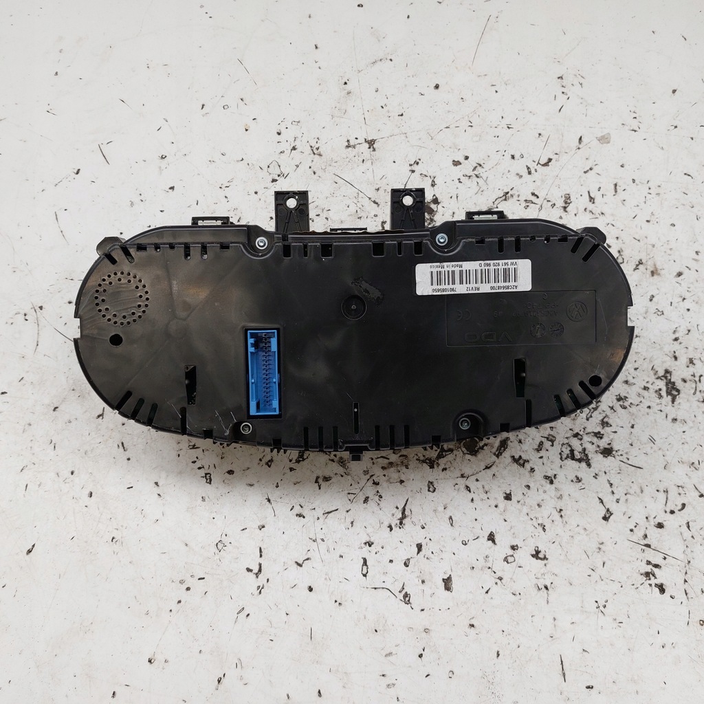 фото №10, Volkswagen vw passat b7 1,8 usa счетчик приборы 561920960d 7901085650 vdo