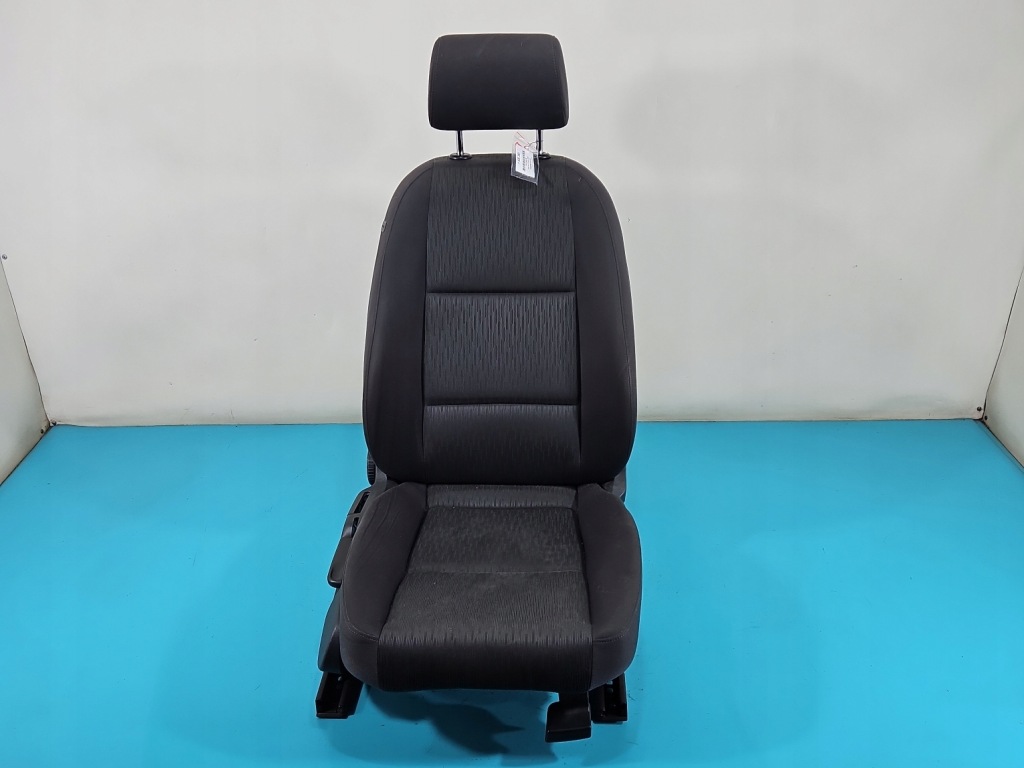 фото №1, Сиденье правый пассажира с подогревом audi a4 b7 europa