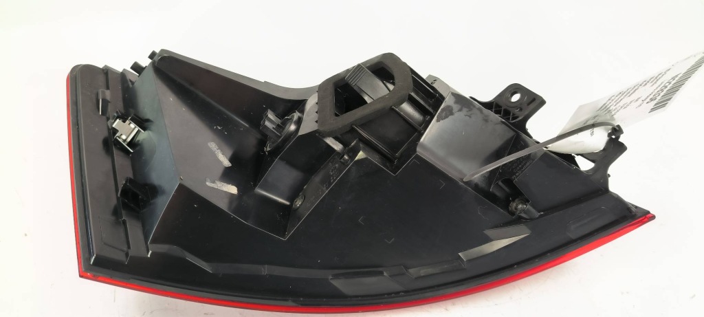 фото №7, Лампа права задня 3v5945208a skoda superb iii