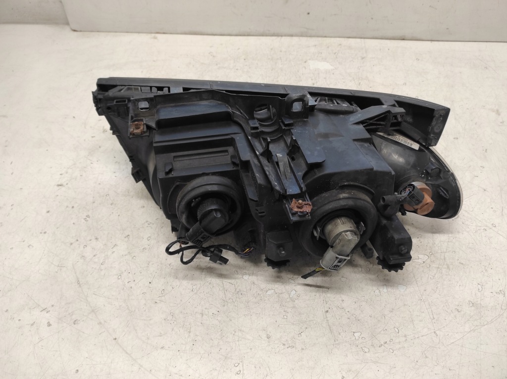 Bmw 3 e46 рестайлинг  01- лампа левая перед 6910955 Киев