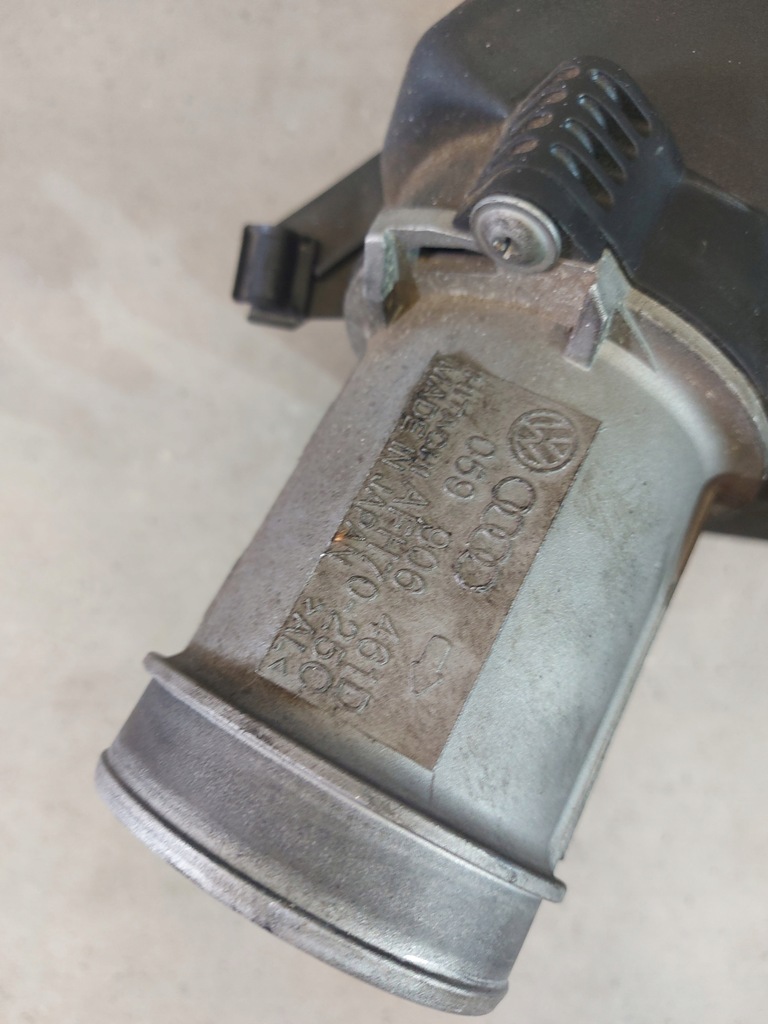 фото №7, Корпус фильтра воздуха audi a6 c5 4b0133835l