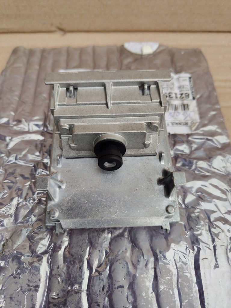 фото №2, Камера скло перед renault clio v captur ii nowa оригінальна