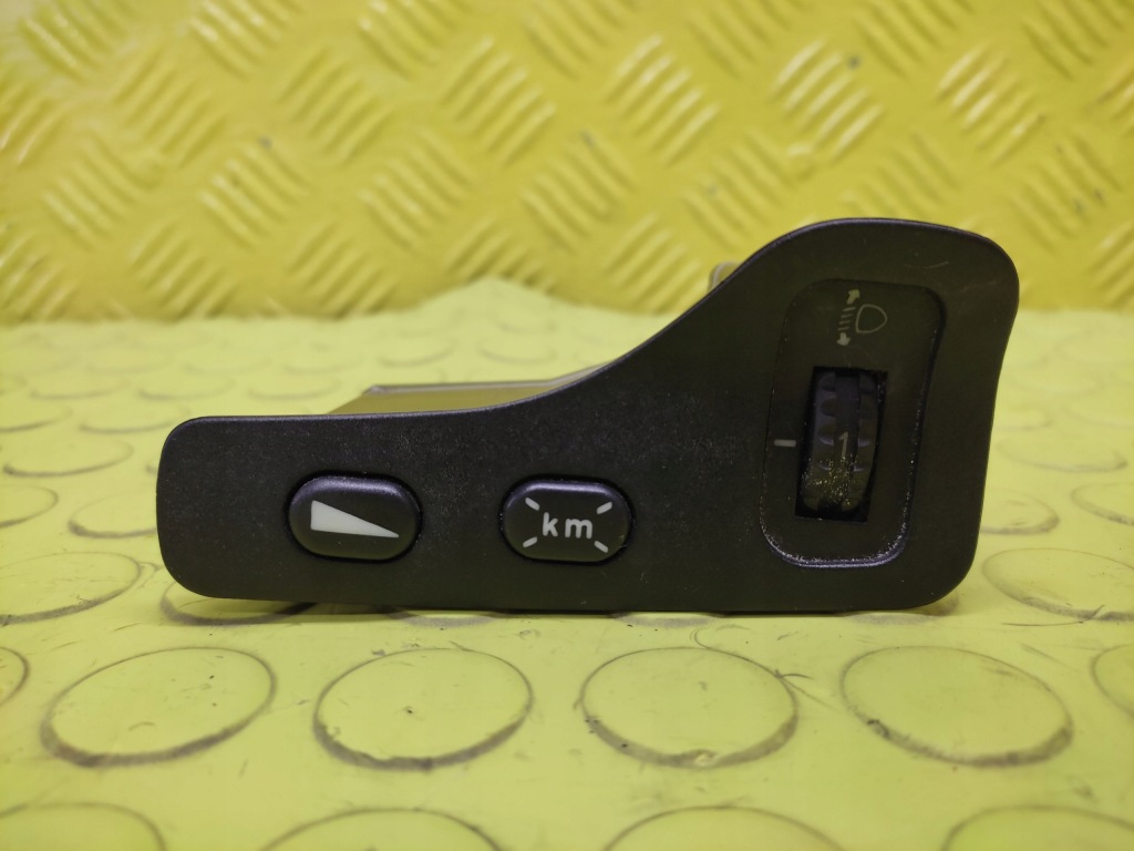 фото №1, Alfa romeo 156 панель регулировки света 156031853