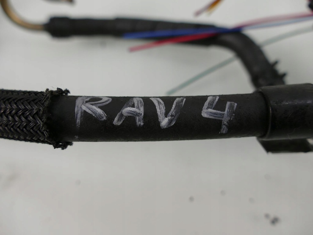 фото №5, Toyota rav4 ii d4d шланг масла провода трубки