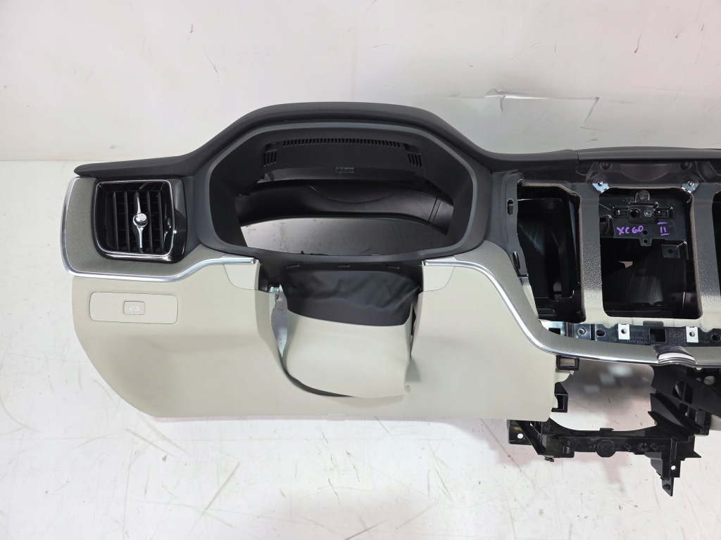 фото №6, Панель приладів консоль volvo xc60 ii lift