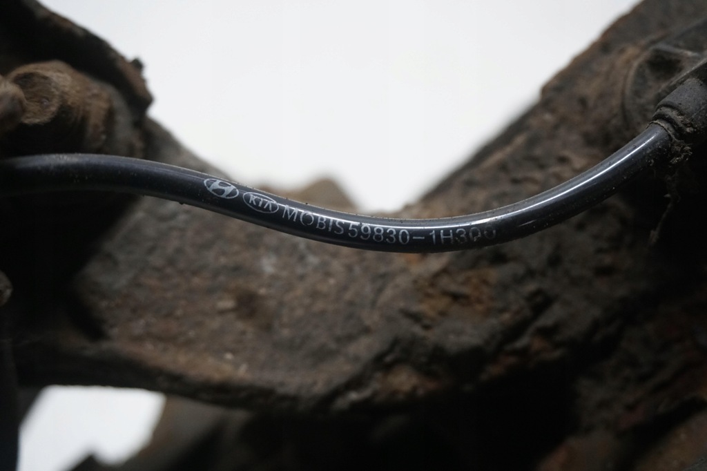 фото №10, Kia ceed i ed 2008r 2.0crdi права поворотний кулак амортизатор датчик 517162h100