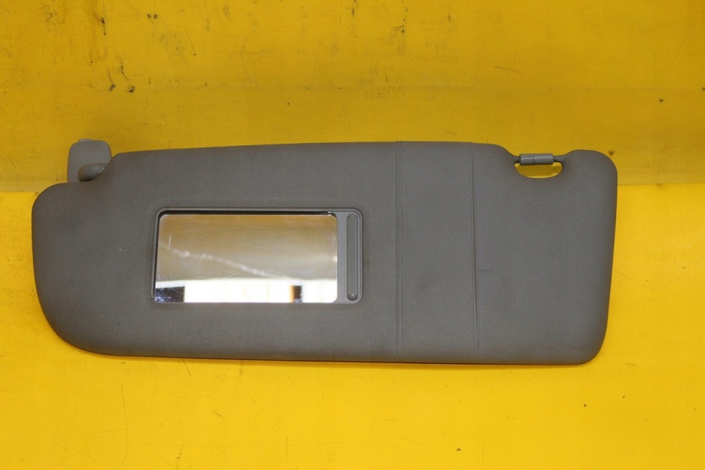 фото №1, Захист сонцезахисна лівий перед a4 b5 fl