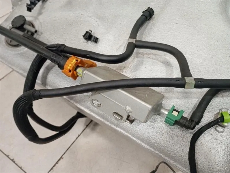 Бак пального ferrari 599 gtb f141 204318 бак пального- Ціна