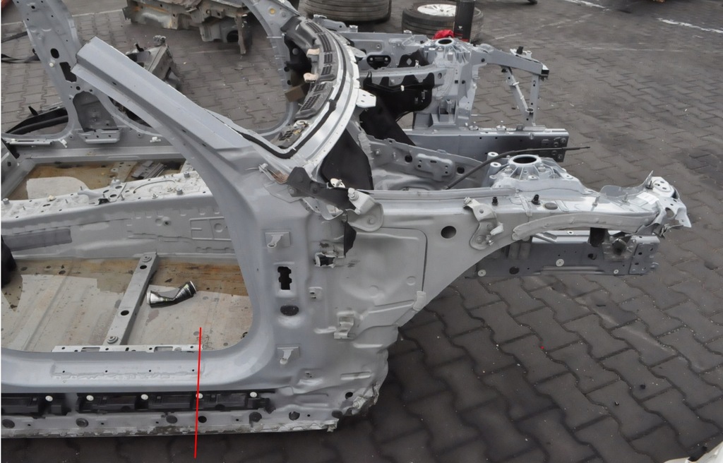 фото №1, Bmw i4 g26 чверть лонжерон права перед