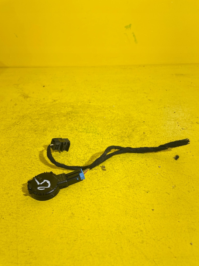 фото №7, Peugeot 308 ii - датчик дождя