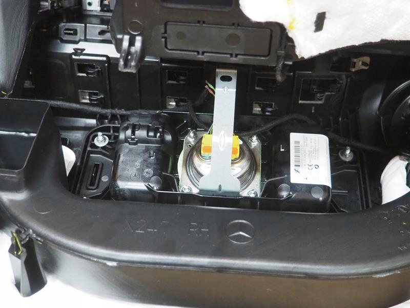 фото №13, Панель приладів консоль подушка безпеки подушки безпеки ремені mercedes eqb x243 glb w247