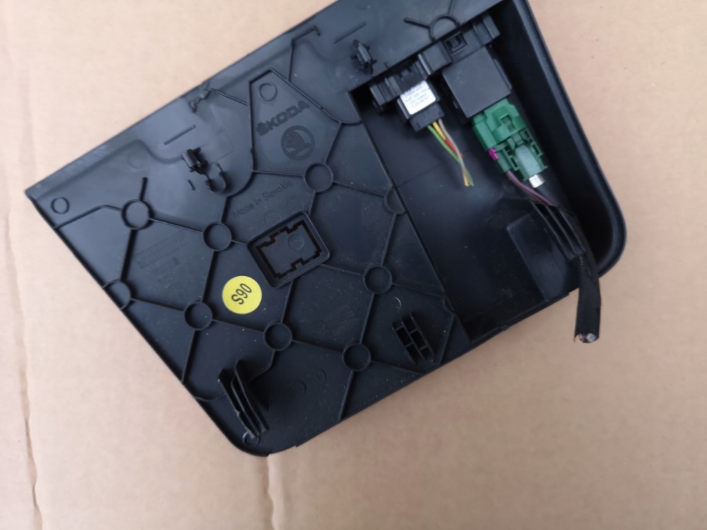 Skoda rapid 12-17 радио радиопроигрыватель дисплей комплект  набор 5ja919604 Доставка