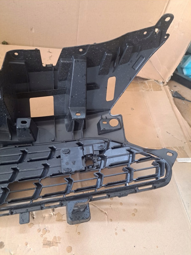 фото №2, Решітка радіатора решітка радіатора бампера toyota yaris cross