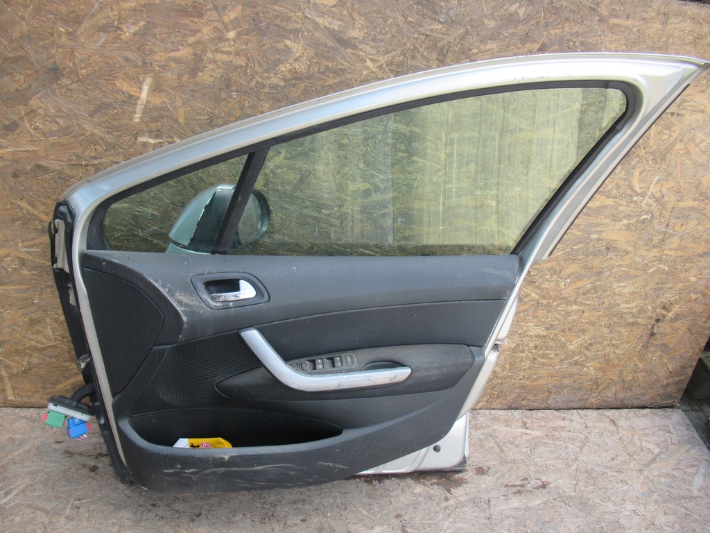 фото №9, Двері перед праве peugeot 308 i t7