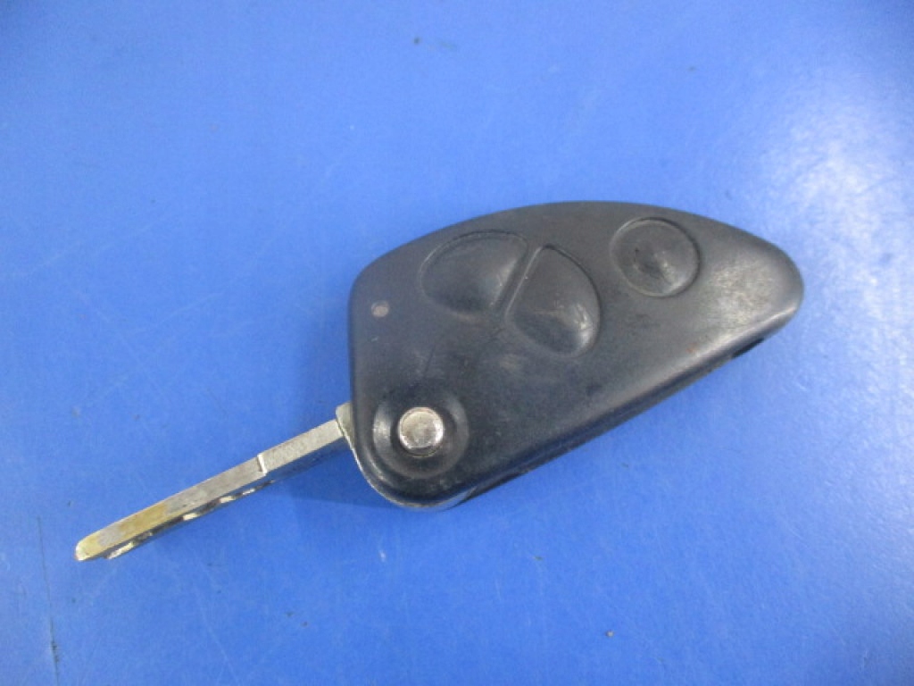 фото №6, Alfa romeo 147 1.9jtd замок зажигания. trw b365 ключ иммобилайзер