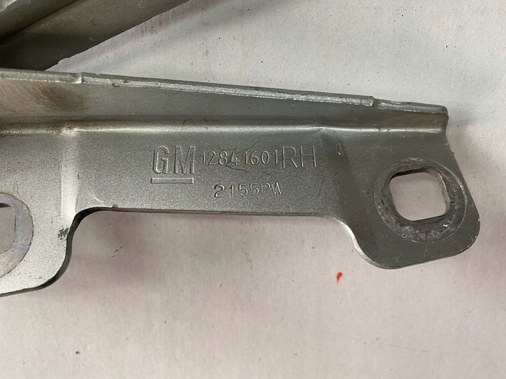 фото №4, Петли капот правый 12841601 opel insignia