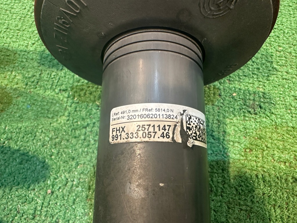 фото №11, Porsche 911 991 gts turbo s поворотный кулак рычаг приводной вал амортизатор правый задняя