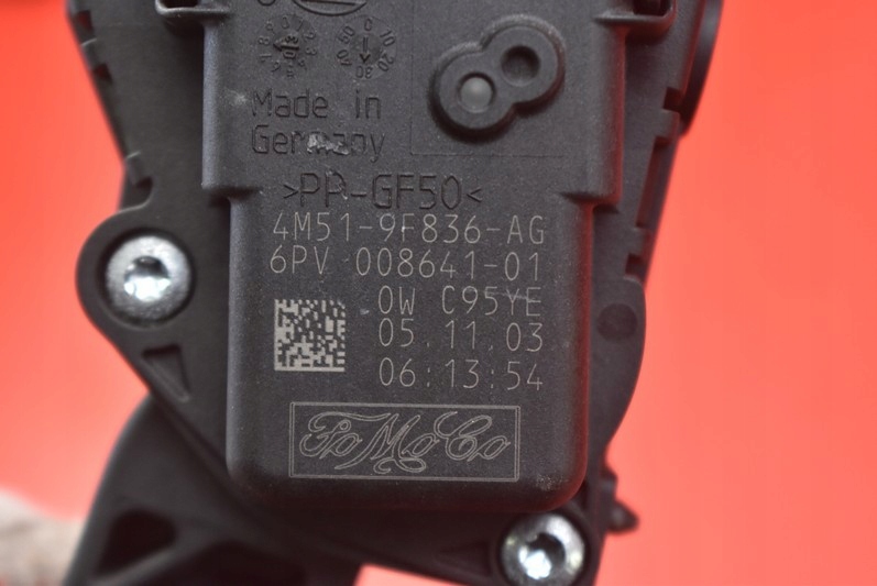 фото №8, Потенциометр педаль газа eu 4m519f836ag mazda 3 1 i bk 1.6 citd 109 km 03-06