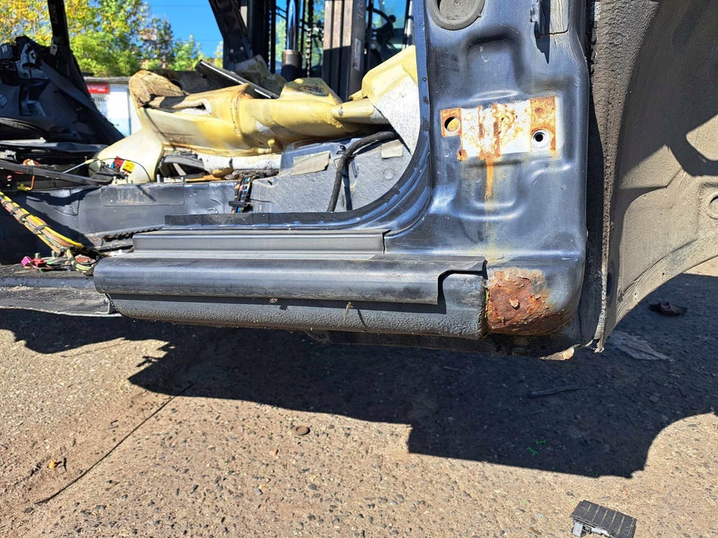 фото №3, Audi a4 b5 чверть лонжерон перед права