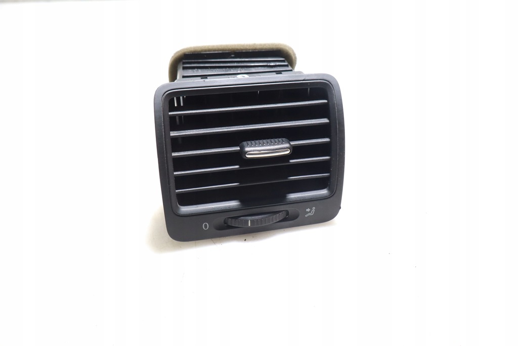 фото №1, Решётка обдув правая volkswagen golf v