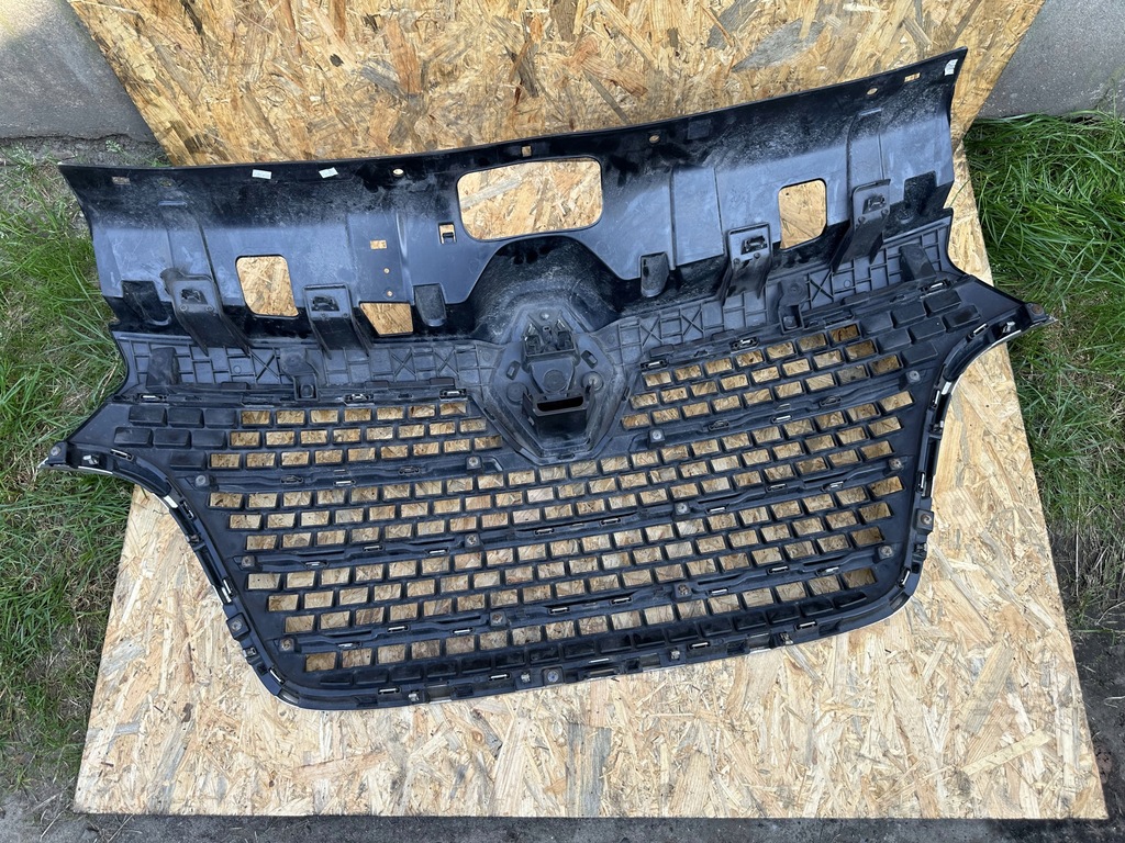 фото №8, Решётка радиатора решётка радиатора renault master iv 623109004r