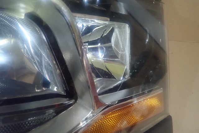 фото №4, Лампа правая фара правый scania rs r s