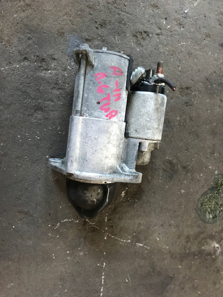 Купити Opel стартер 55556892