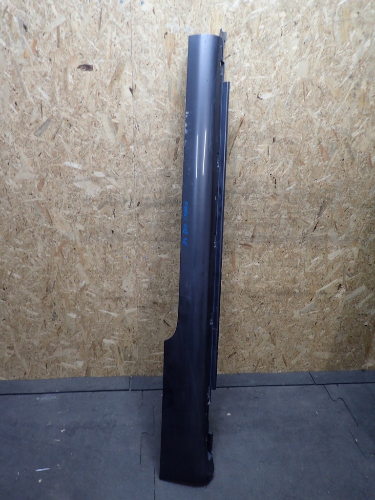 фото №1, Поріг молдинг поріг права audi a4 cabrio 01- 8h0