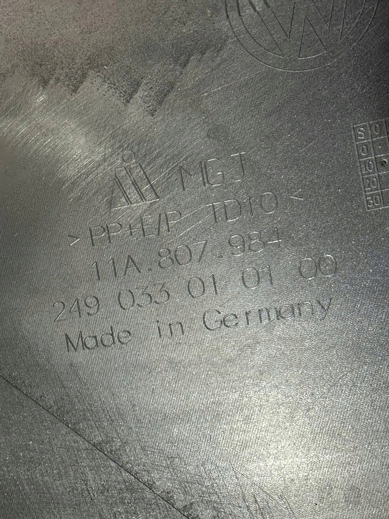 фото №7, Vw id4 id.4 кутик бампера правий задня задній 11a807984