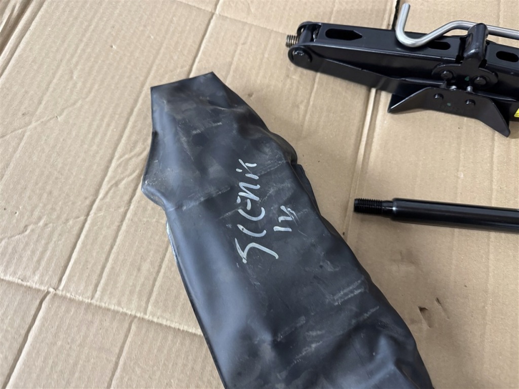 фото №3, Домкрат колеса запасного болт вушко renault scenic 4 iv megane 09-16r