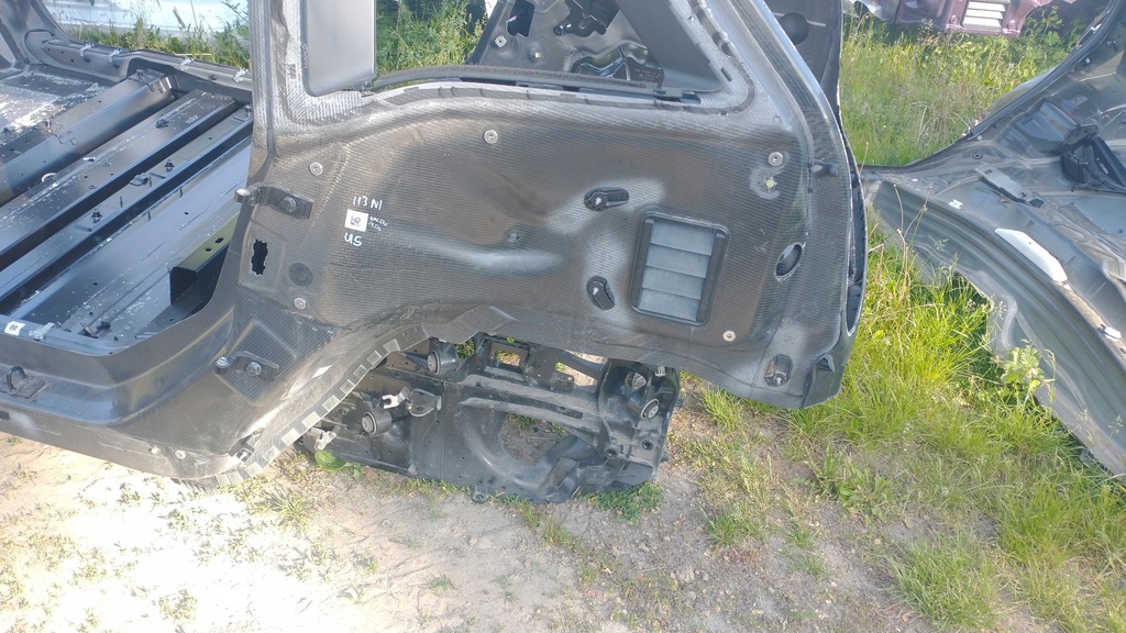 фото №1, Bmw i3 l01 четверть левая правая задняя задняя