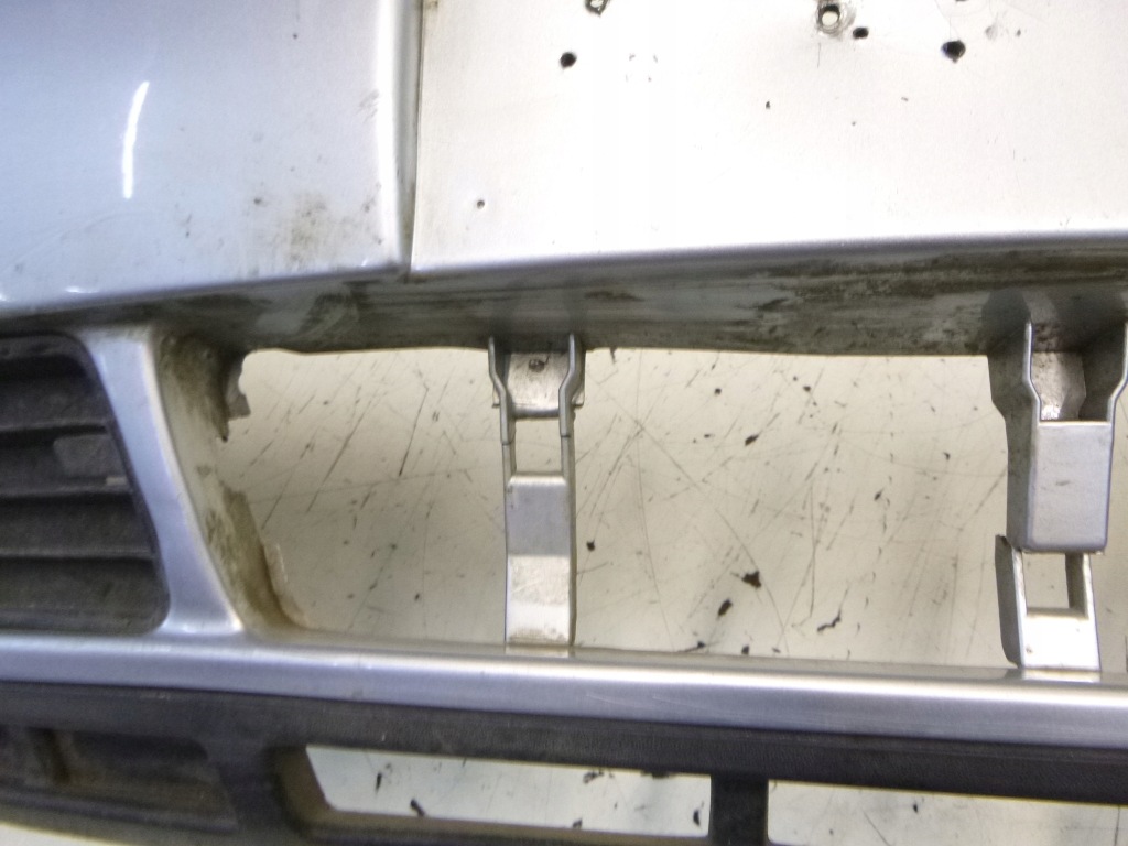 фото №7, Бампер передній audi a4 b5 ly7m 1998r.