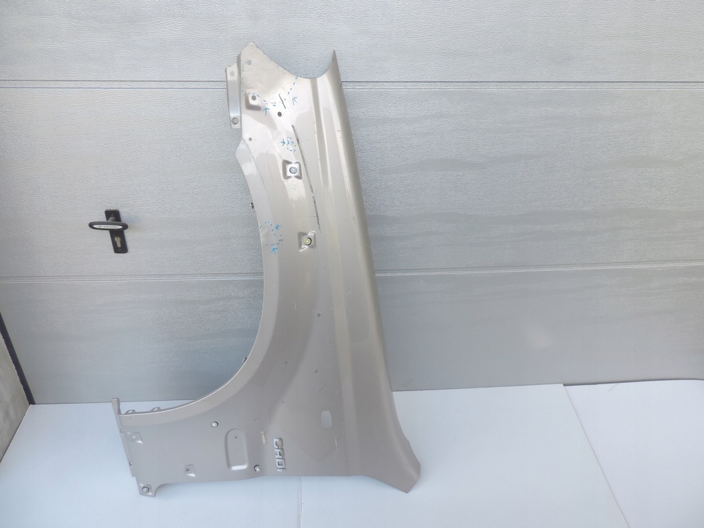 фото №1, Hyundai terracan левый крыло